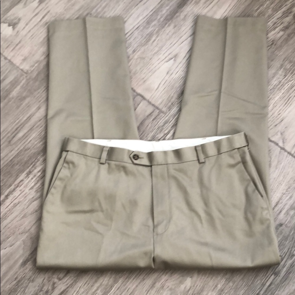 RoundTree & Yorke Easy Care Pants- size 38x30